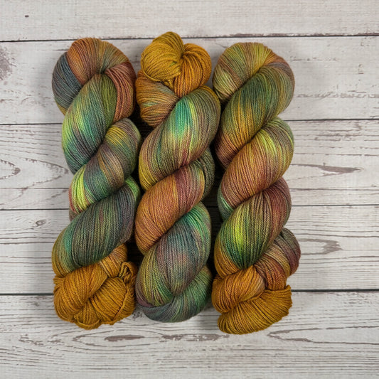 Leaf Pile/Dyed to Order